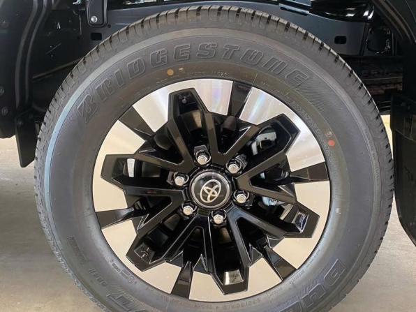 Новый Toyota Hilux IX 2026 года, цена 8 990 000 рублей, offers.body_type.unknown, Автокод Объявления