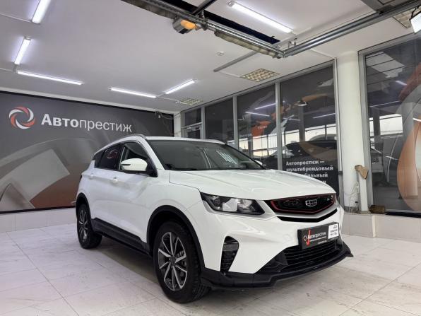 Geely Coolray I с пробегом 2023 года, цена 1 830 000 рублей, 15648 км, внедорожник, Автокод Объявления