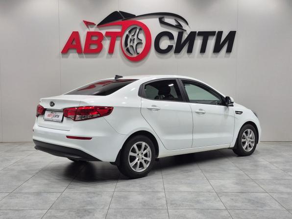 Kia Rio III Рестайлинг с пробегом 2017 года, цена 1 284 000 рублей, 87000 км, седан, Автокод Объявления