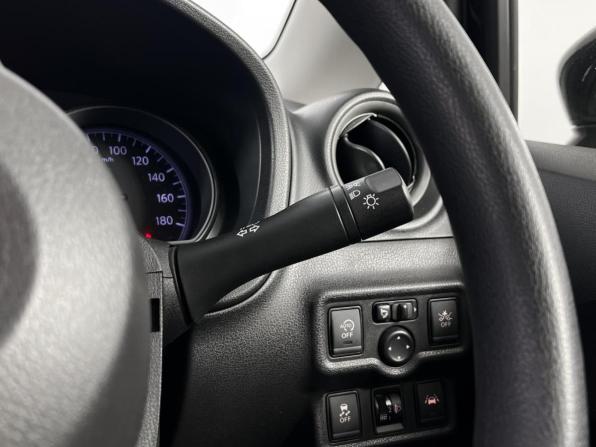 Nissan Note II Рестайлинг с пробегом 2017 года, цена 875 000 рублей, 71025 км, хэтчбек, Автокод Объявления
