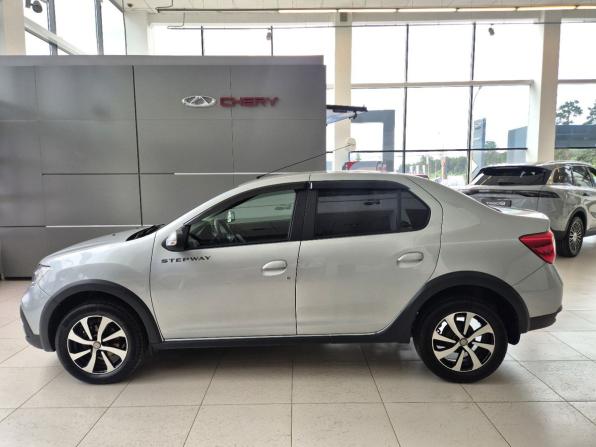 Renault Logan II Рестайлинг с пробегом 2021 года, цена 929 000 рублей, 159587 км, седан, Автокод Объявления