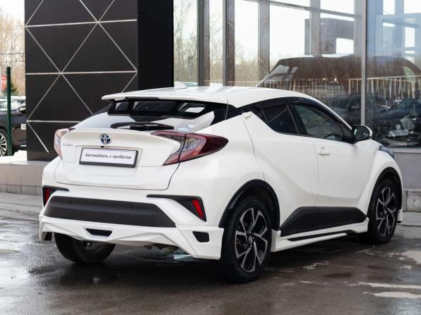 Toyota C-HR I с пробегом 2018 года, цена 1 700 000 рублей, 85407 км, внедорожник, Автокод Объявления