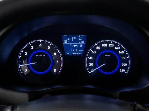 Hyundai Solaris I Рестайлинг с пробегом 2014 года, цена 1 070 500 рублей, 105164 км, седан, Автокод Объявления
