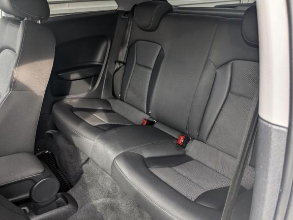 Audi A1 I (8X) с пробегом 2012 года, цена 1 200 000 рублей, 95101 км, хэтчбек, Автокод Объявления