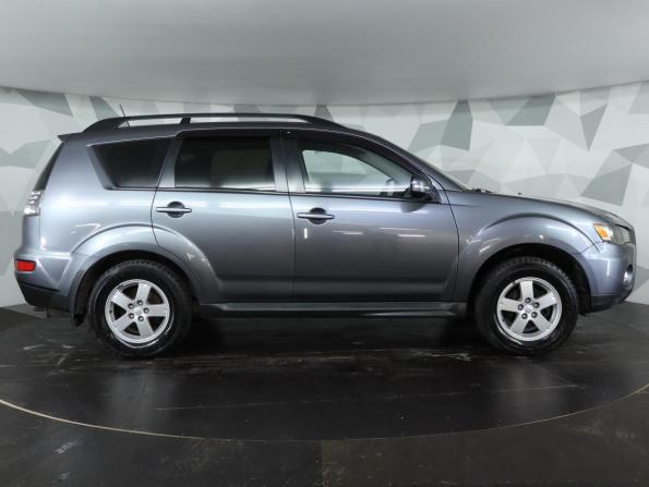 Mitsubishi Outlander II Рестайлинг с пробегом 2011 года, цена 979 000 рублей, 152855 км, внедорожник, Автокод Объявления