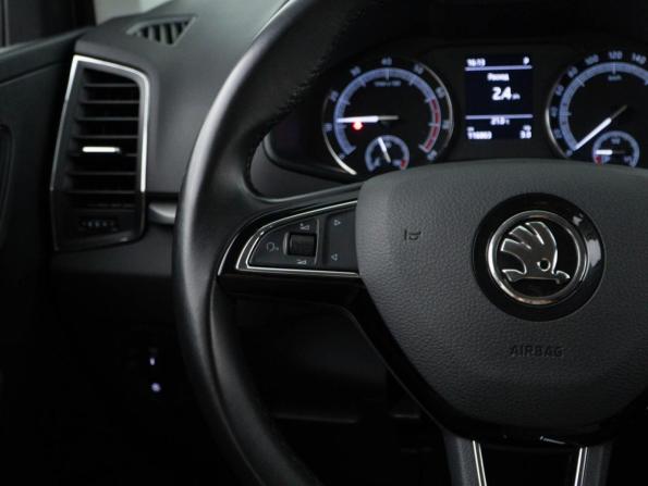 Skoda Karoq I с пробегом 2020 года, цена 2 349 046 рублей, 116863 км, внедорожник, Автокод Объявления