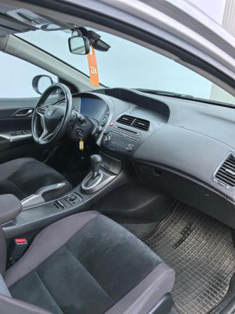 Honda Civic VIII Рестайлинг с пробегом 2011 года, цена 920 000 рублей, 247836 км, хэтчбек, Автокод Объявления