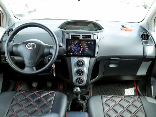 Toyota Yaris III с пробегом 2010 года, цена 549 000 рублей, 186822 км, хэтчбек, Автокод Объявления