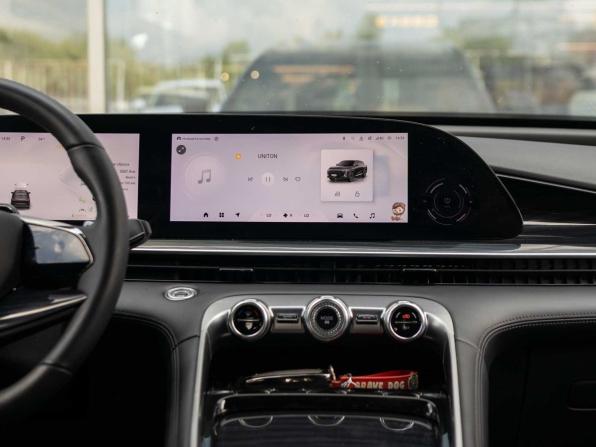 Exeed RX с пробегом 2024 года, цена 3 300 000 рублей, 23443 км, внедорожник, Автокод Объявления
