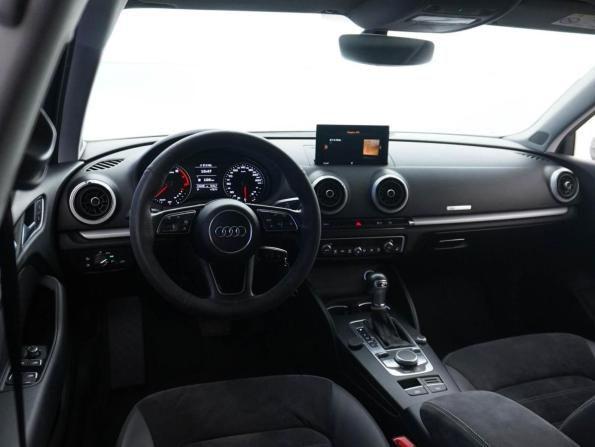 Audi A3 III (8V) Рестайлинг с пробегом 2017 года, цена 1 820 051 рубль, 156188 км, седан, Автокод Объявления