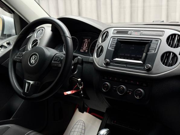 Volkswagen Tiguan I Рестайлинг с пробегом 2015 года, цена 1 699 000 рублей, 214676 км, внедорожник, Автокод Объявления