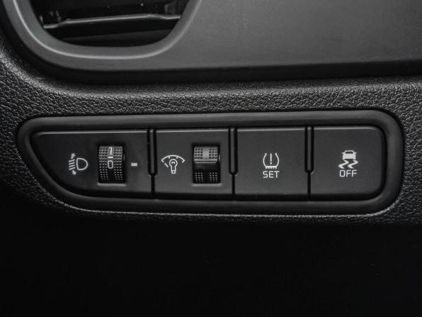 Kia Rio IV Рестайлинг с пробегом 2021 года, цена 1 698 000 рублей, 86658 км, хэтчбек, Автокод Объявления