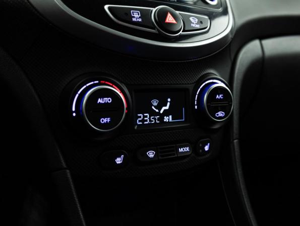 Hyundai Solaris I Рестайлинг с пробегом 2016 года, цена 989 000 рублей, 113160 км, седан, Автокод Объявления
