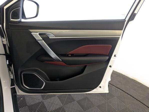 Geely Coolray I с пробегом 2024 года, цена 2 180 000 рублей, 5563 км, внедорожник, Автокод Объявления