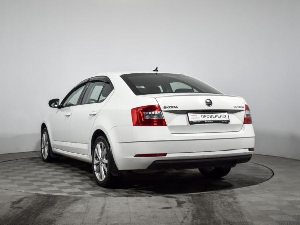 Skoda Octavia III (A7) Рестайлинг с пробегом 2018 года, цена 2 050 000 рублей, 89948 км, лифтбек, Автокод Объявления