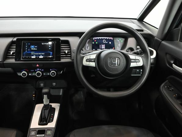 Honda Fit IV с пробегом 2020 года, цена 1 470 000 рублей, 68549 км, хэтчбек, Автокод Объявления