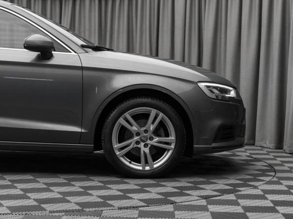 Audi A3 III (8V) Рестайлинг с пробегом 2019 года, цена 2 390 000 рублей, 53785 км, седан, Автокод Объявления