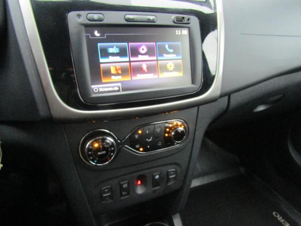 Renault Sandero II Рестайлинг с пробегом 2020 года, цена 1 200 000 рублей, 136970 км, хэтчбек, Автокод Объявления