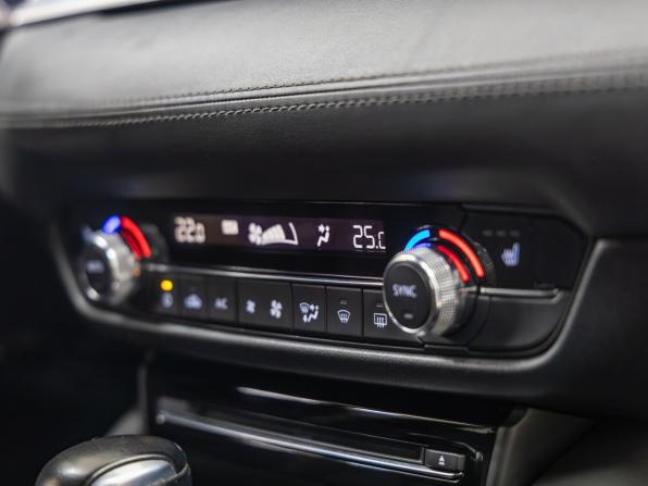 Mazda 6 III (GJ) Рестайлинг 2 с пробегом 2019 года, цена 2 148 000 рублей, 125122 км, седан, Автокод Объявления
