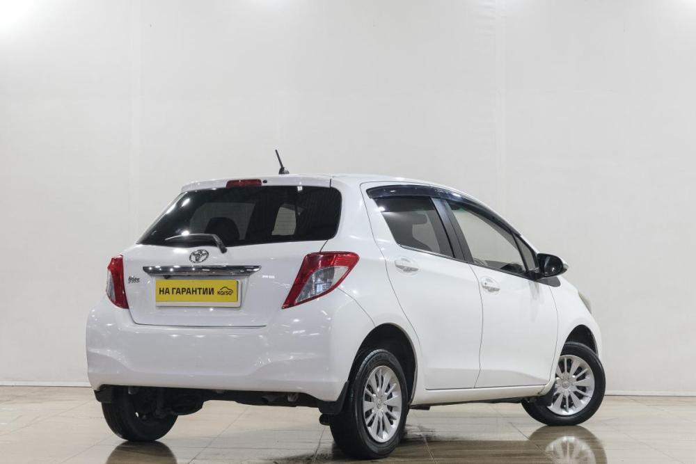 Toyota Vitz III (XP130) Новокузнецк  - изображение 7