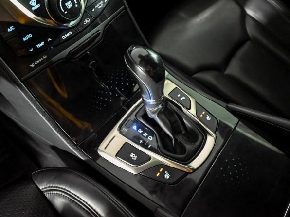 Hyundai Grandeur V с пробегом 2012 года, цена 1 370 000 рублей, 231871 км, седан, Автокод Объявления