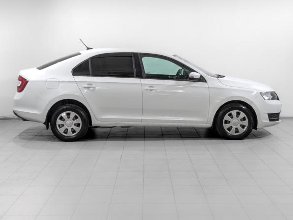 Skoda Rapid I Рестайлинг с пробегом 2019 года, цена 925 000 рублей, 142257 км, лифтбек, Автокод Объявления