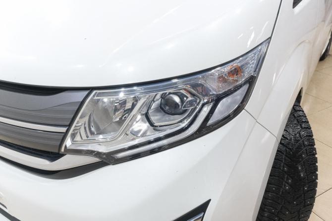 Honda Stepwgn V Рестайлинг с пробегом 2019 года, цена 1 969 000 рублей, 104000 км, минивэн, Автокод Объявления