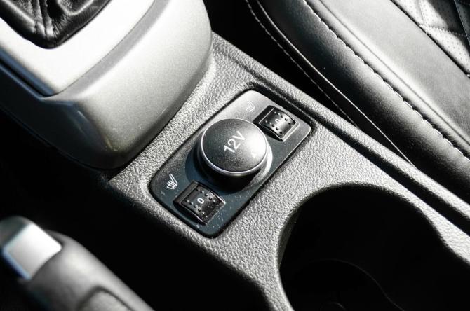 Ford Focus III с пробегом 2012 года, цена 650 000 рублей, 180000 км, хэтчбек, Автокод Объявления