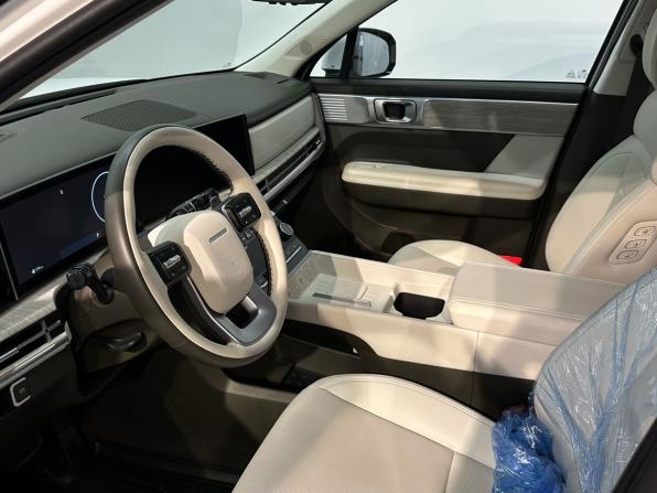 Hyundai Santa Fe V (MX5) с пробегом 2024 года, цена 5 980 000 рублей, 4189 км, внедорожник, Автокод Объявления
