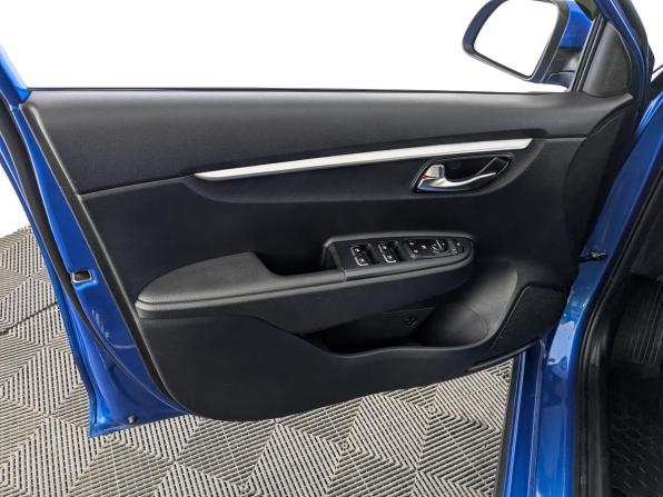 Kia Rio IV Рестайлинг с пробегом 2021 года, цена 1 670 000 рублей, 105530 км, хэтчбек, Автокод Объявления