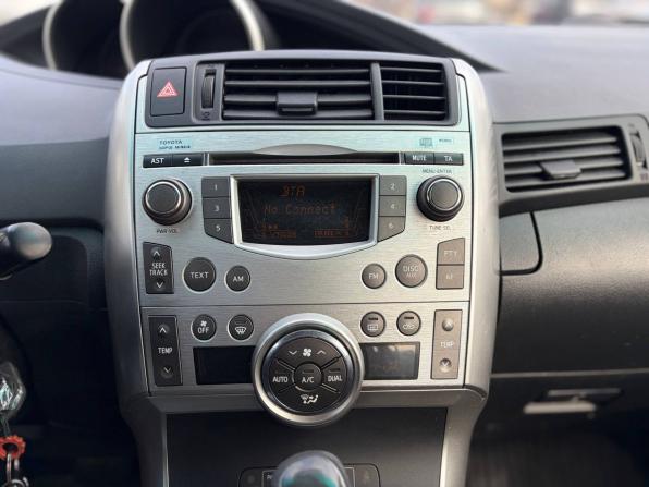 Toyota Verso I с пробегом 2010 года, цена 750 000 рублей, 263000 км, компактвэн, Автокод Объявления