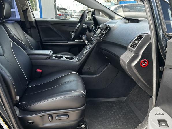 Toyota Venza I Рестайлинг с пробегом 2013 года, цена 2 099 000 рублей, 182687 км, внедорожник, Автокод Объявления
