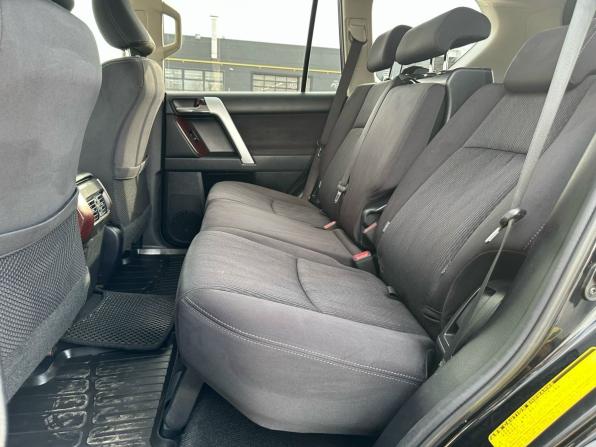 Toyota Land Cruiser Prado 150 Series Рестайлинг 1 с пробегом 2015 года, цена 3 330 000 рублей, 205123 км, внедорожник, Автокод Объявления