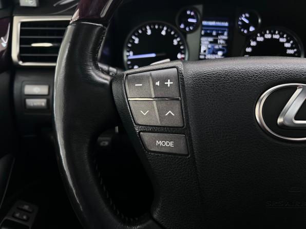 Lexus LX III Рестайлинг с пробегом 2014 года, цена 3 990 000 рублей, 203291 км, внедорожник, Автокод Объявления