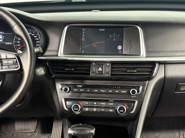 Kia Optima IV Рестайлинг с пробегом 2018 года, цена 1 965 000 рублей, 122007 км, седан, Автокод Объявления