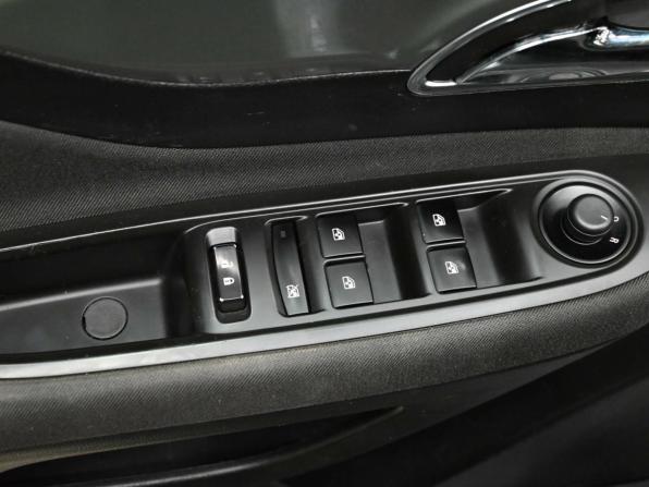 Opel Mokka I с пробегом 2013 года, цена 850 000 рублей, 173391 км, внедорожник, Автокод Объявления