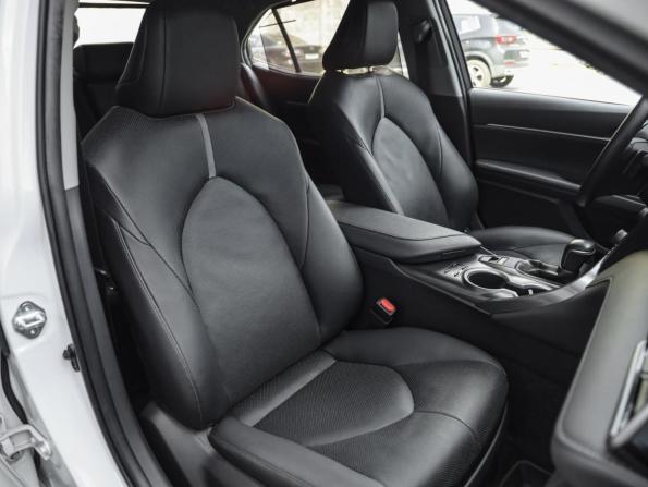 Toyota Camry VIII (XV70) Рестайлинг с пробегом 2021 года, цена 3 700 000 рублей, 44919 км, седан, Автокод Объявления