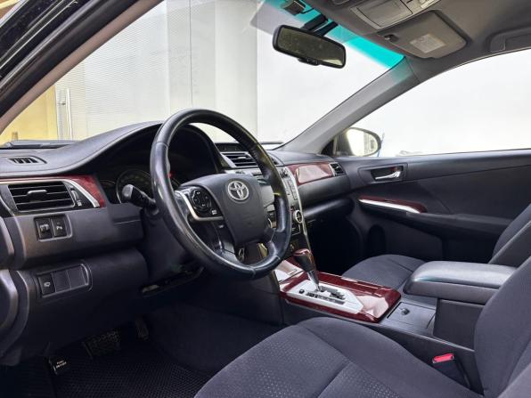 Toyota Camry VII (XV50) с пробегом 2012 года, цена 1 369 000 рублей, 315832 км, седан, Автокод Объявления