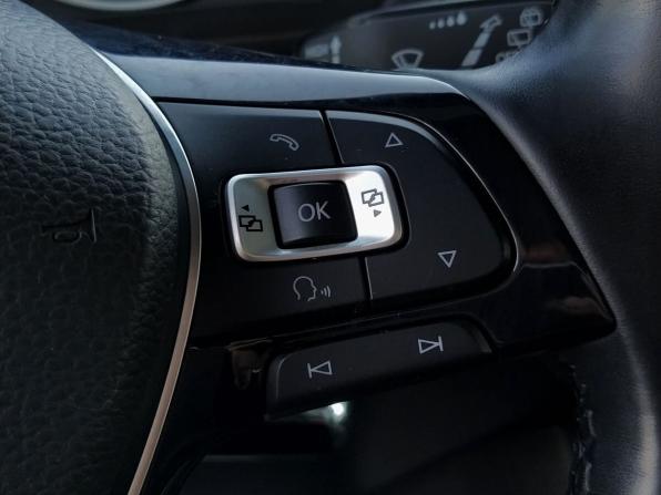 Volkswagen Tiguan II с пробегом 2018 года, цена 2 069 000 рублей, 80326 км, внедорожник, Автокод Объявления
