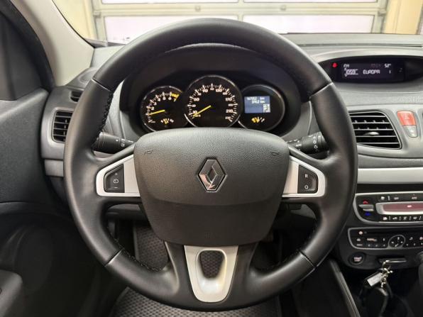 Renault Megane III с пробегом 2010 года, цена 795 000 рублей, 166909 км, хэтчбек, Автокод Объявления
