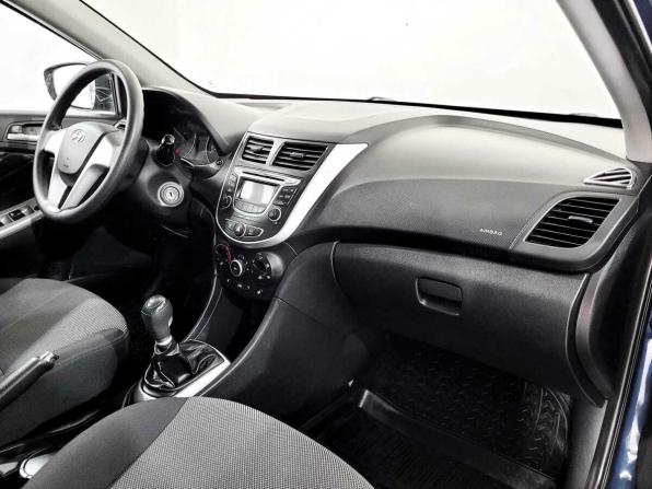Hyundai Solaris I с пробегом 2012 года, цена 730 000 рублей, 126408 км, седан, Автокод Объявления