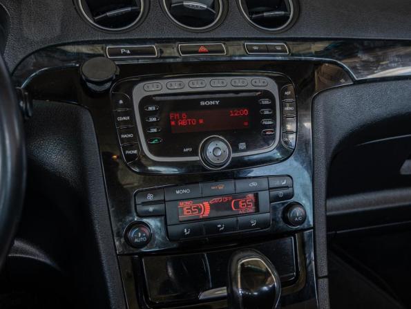 Ford Galaxy II Рестайлинг с пробегом 2015 года, цена 1 430 000 рублей, 223496 км, минивэн, Автокод Объявления