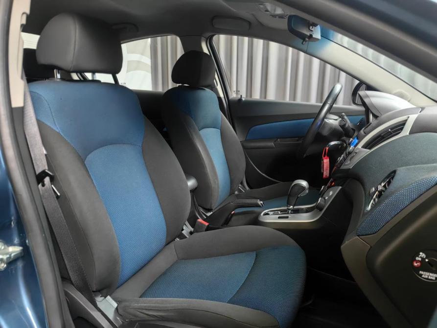 Chevrolet Cruze I Рестайлинг Москва  - изображение 8