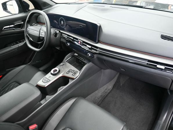 Kia Sportage V с пробегом 2025 года, цена 4 979 900 рублей, 5000 км, внедорожник, Автокод Объявления