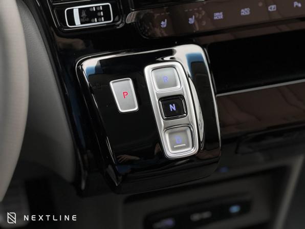 Новый Hyundai Staria I 2025 года, цена 9 990 000 рублей, минивэн, Автокод Объявления