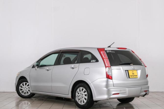 Honda Stream II Рестайлинг с пробегом 2010 года, цена 999 000 рублей, 225106 км, компактвэн, Автокод Объявления