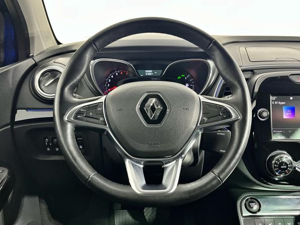 Renault Kaptur I Рестайлинг с пробегом 2021 года, цена 1 850 000 рублей, 58989 км, внедорожник, Автокод Объявления