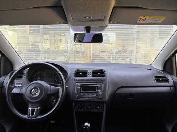 Volkswagen Polo V с пробегом 2013 года, цена 899 000 рублей, 112144 км, седан, Автокод Объявления