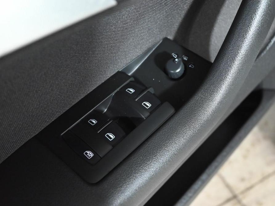 Audi A3 II (8P) Рестайлинг 2 Екатеринбург  - изображение 13