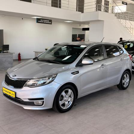 Kia Rio III Рестайлинг с пробегом 2015 года, цена 794 000 рублей, 137637 км, хэтчбек, Автокод Объявления